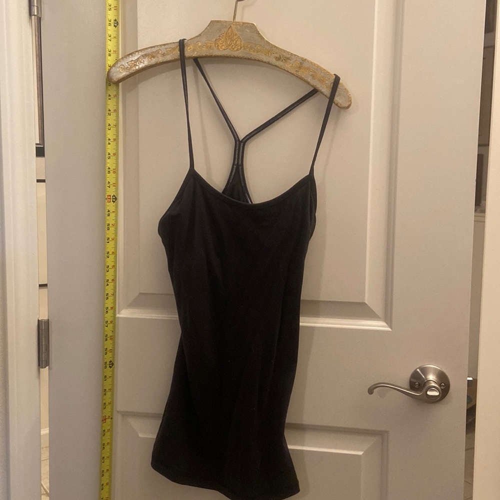 Lululemon black racer back tank with bralette built in